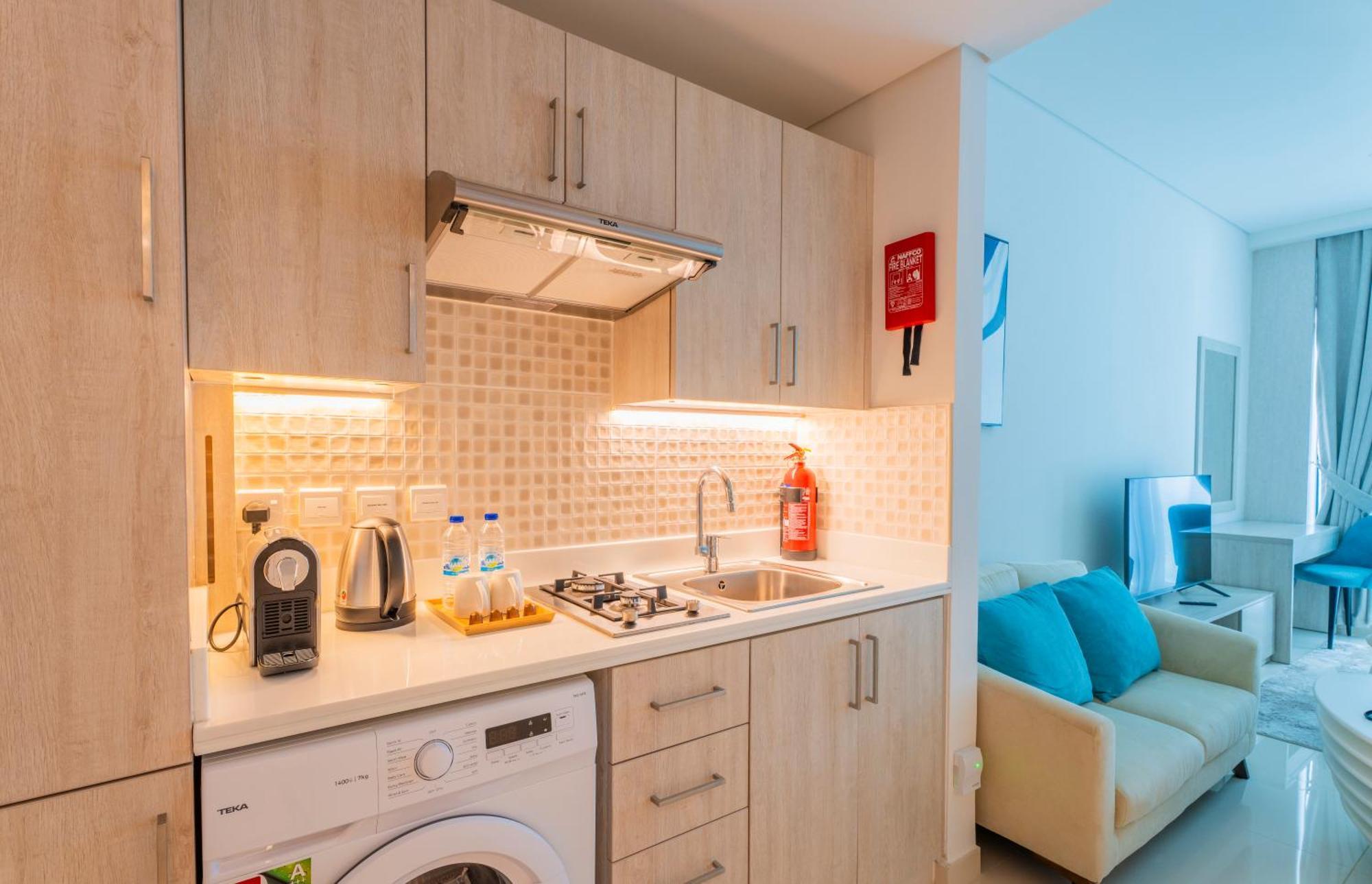 Studio With Pool And Private Beach Access On Palm Jumeirah 두바이 외부 사진