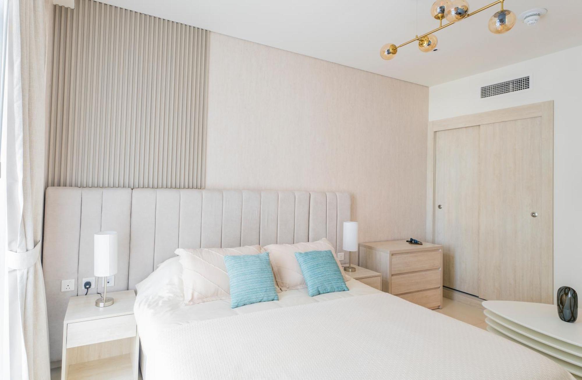 Studio With Pool And Private Beach Access On Palm Jumeirah 두바이 외부 사진